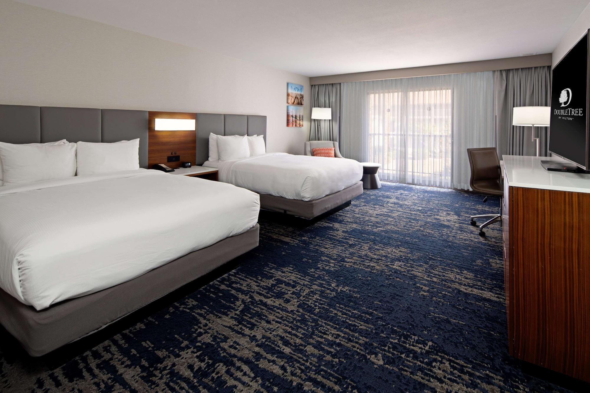 Doubletree By Hilton Bakersfield Otel Dış mekan fotoğraf