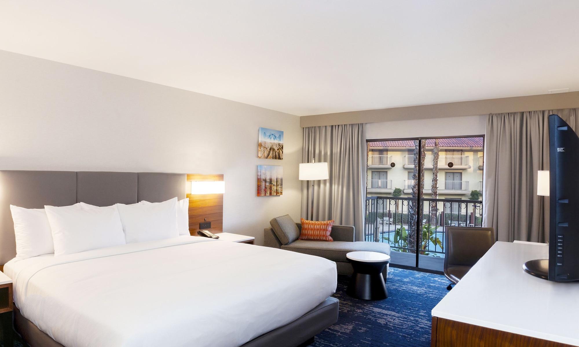Doubletree By Hilton Bakersfield Otel Dış mekan fotoğraf