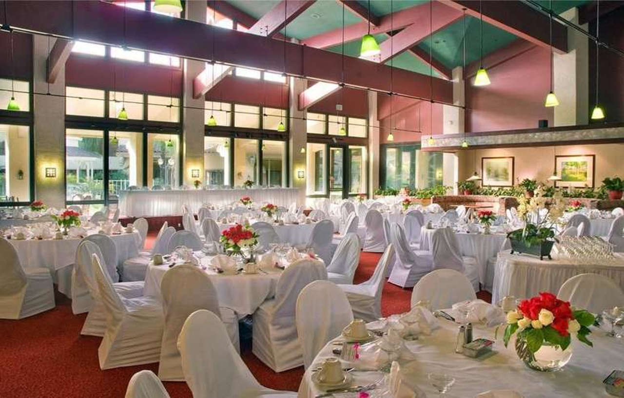 Doubletree By Hilton Bakersfield Otel Dış mekan fotoğraf